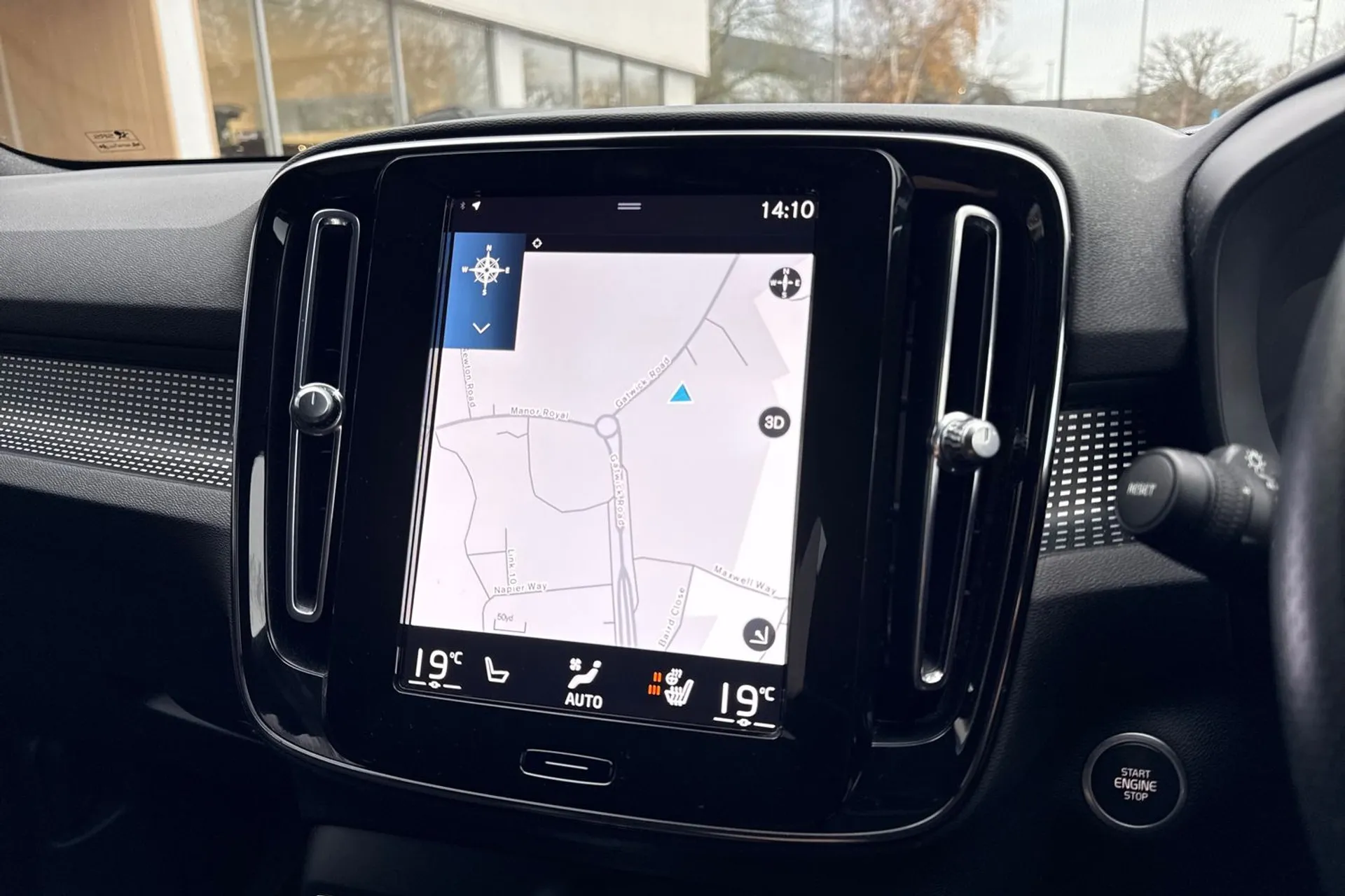 Volvo XC40 thumbnail image number 5