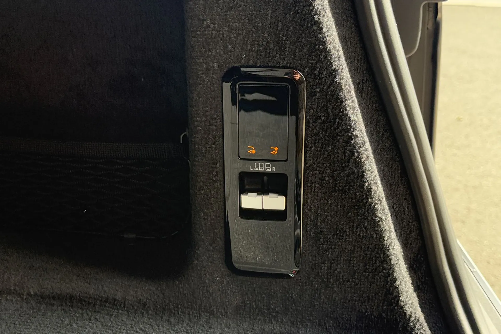 LAND ROVER RANGE ROVER SPORT thumbnail image number 45