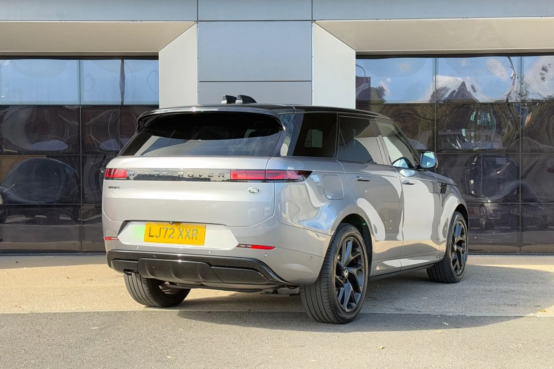 LAND ROVER RANGE ROVER SPORT thumbnail image number 6