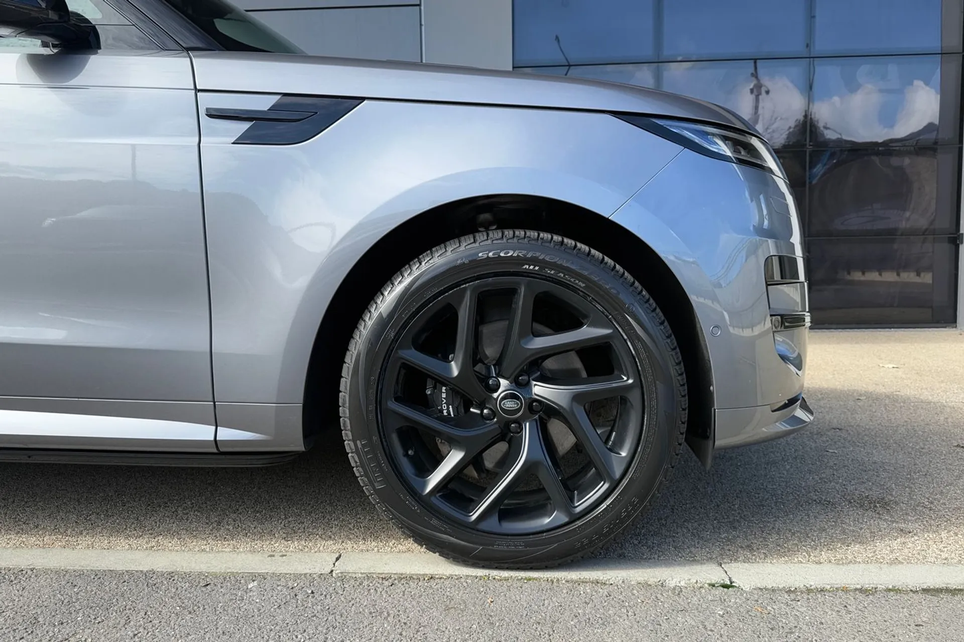 LAND ROVER RANGE ROVER SPORT thumbnail image number 21