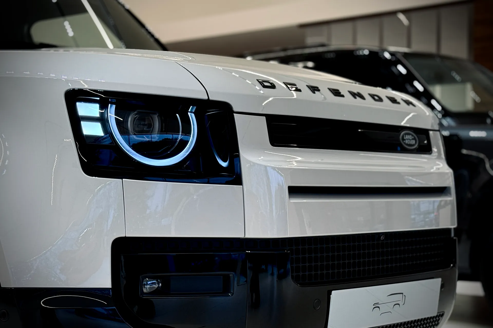 LAND ROVER Defender 90 thumbnail image number 12