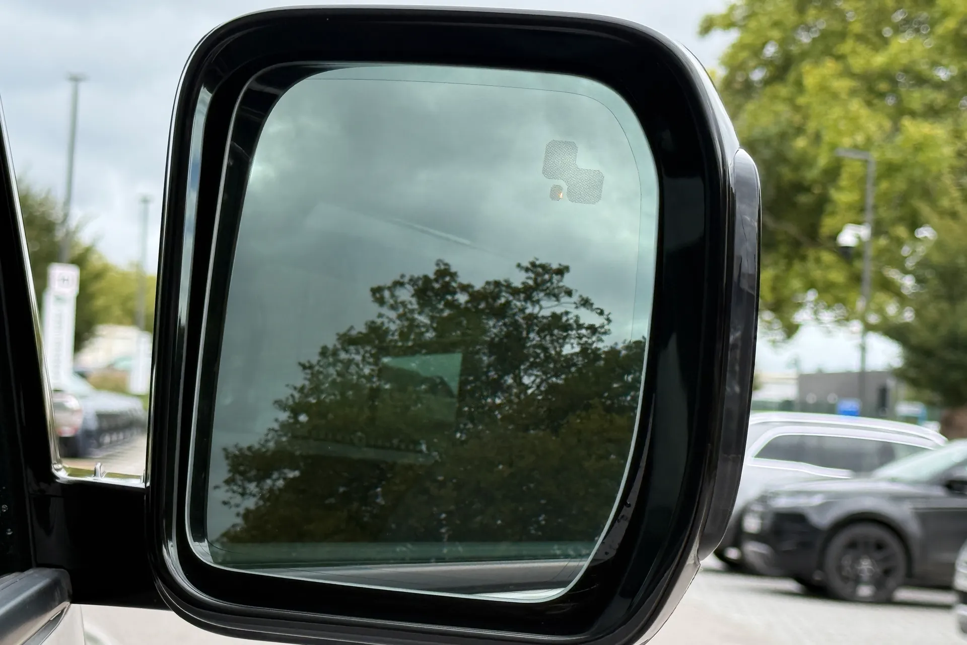 LAND ROVER Defender 90 thumbnail image number 14