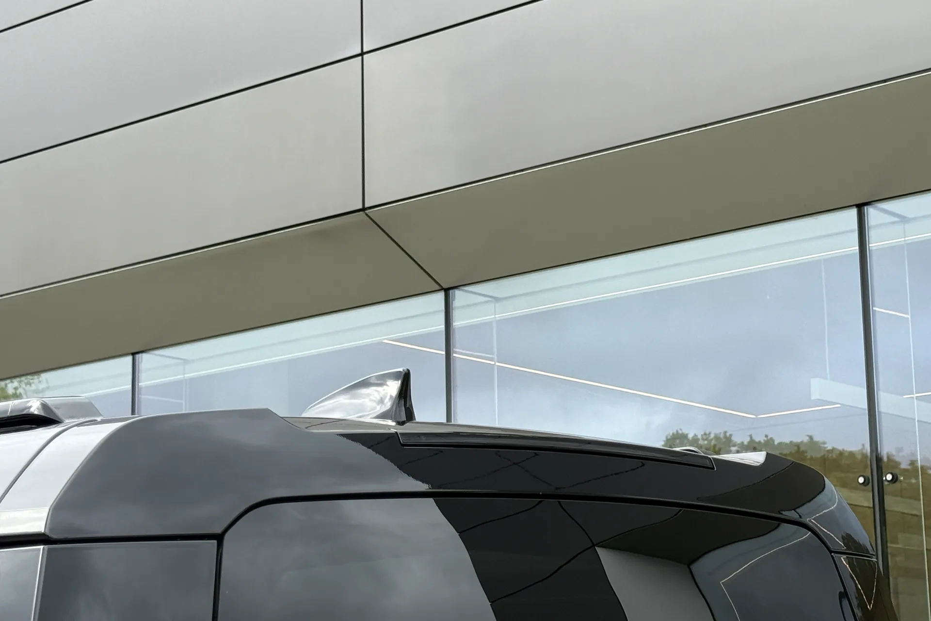 LAND ROVER Defender 90 thumbnail image number 23