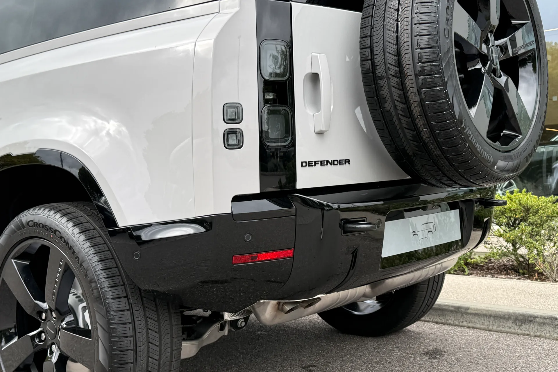 LAND ROVER Defender 90 thumbnail image number 21