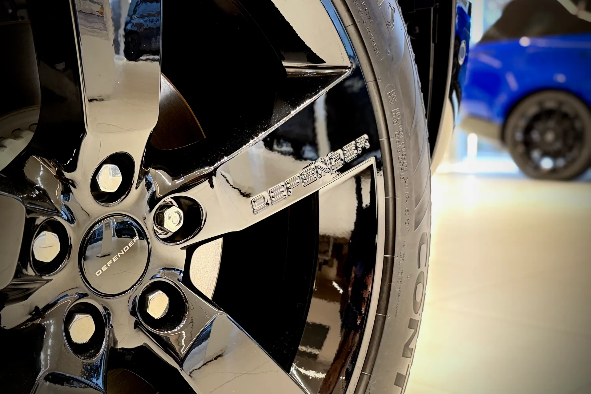 LAND ROVER Defender 90 thumbnail image number 26