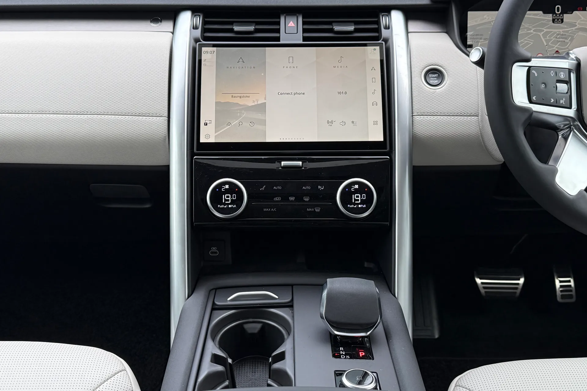 LAND ROVER DISCOVERY thumbnail image number 14