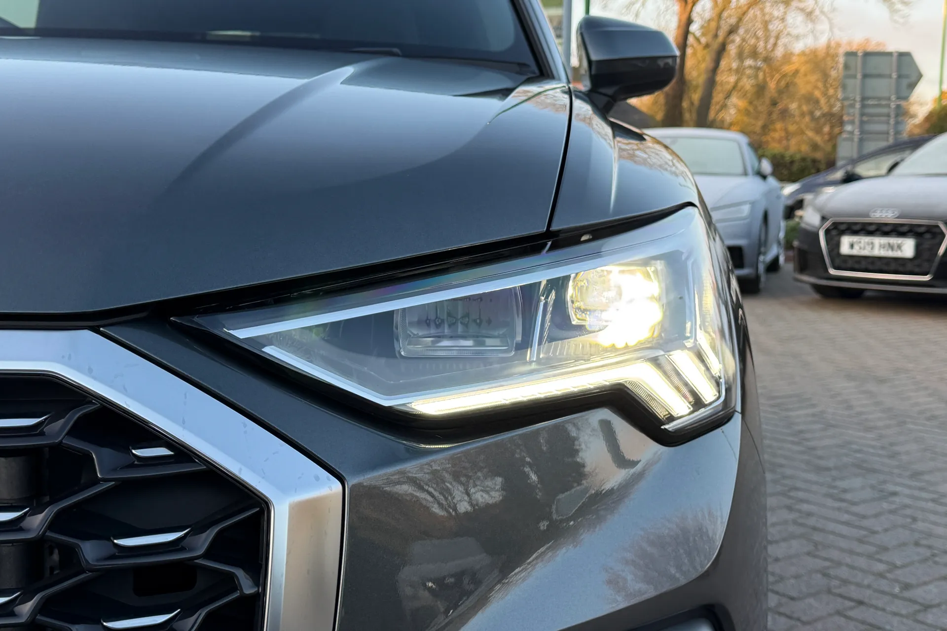 Audi Q3 thumbnail image number 52