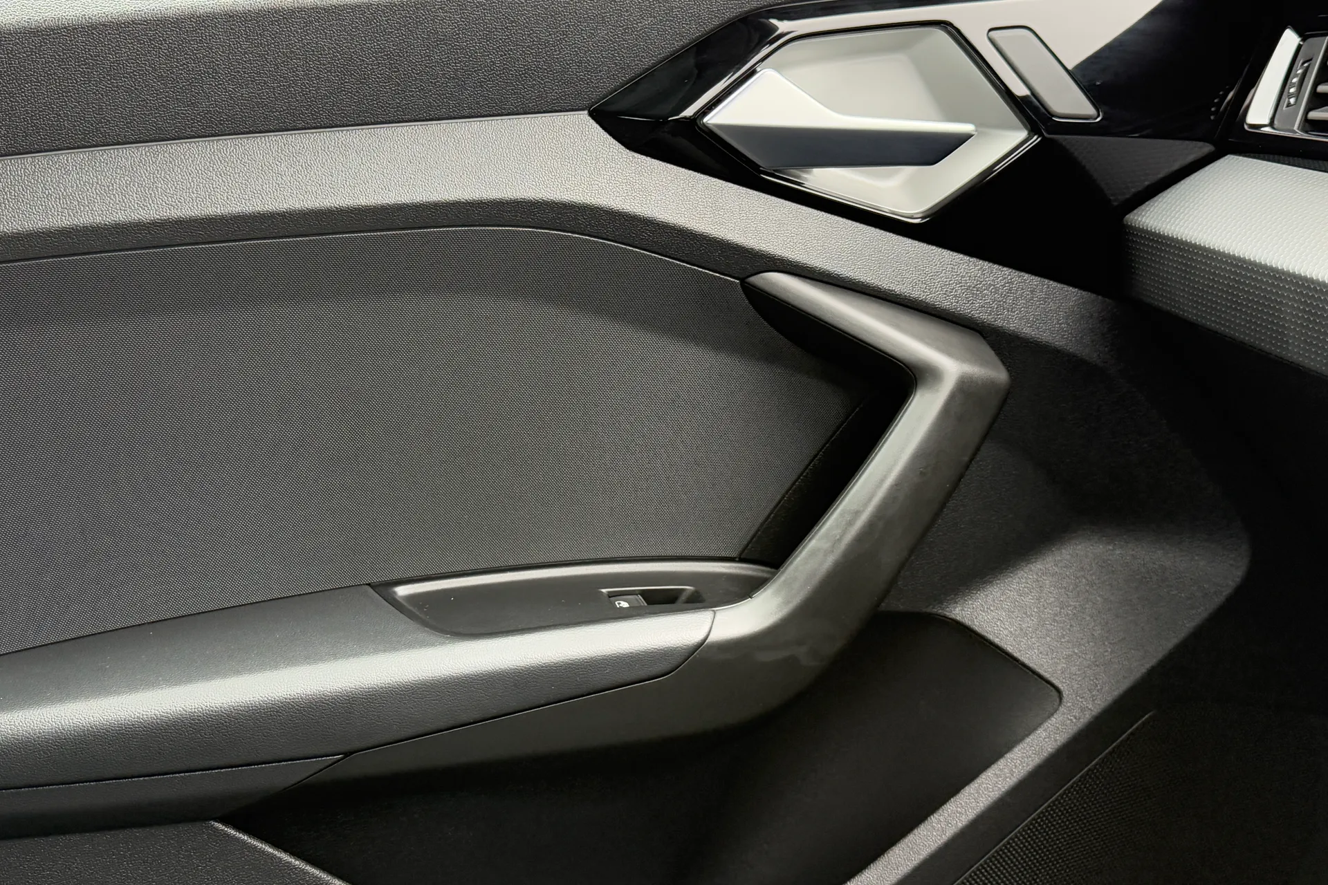 Audi A1 thumbnail image number 21