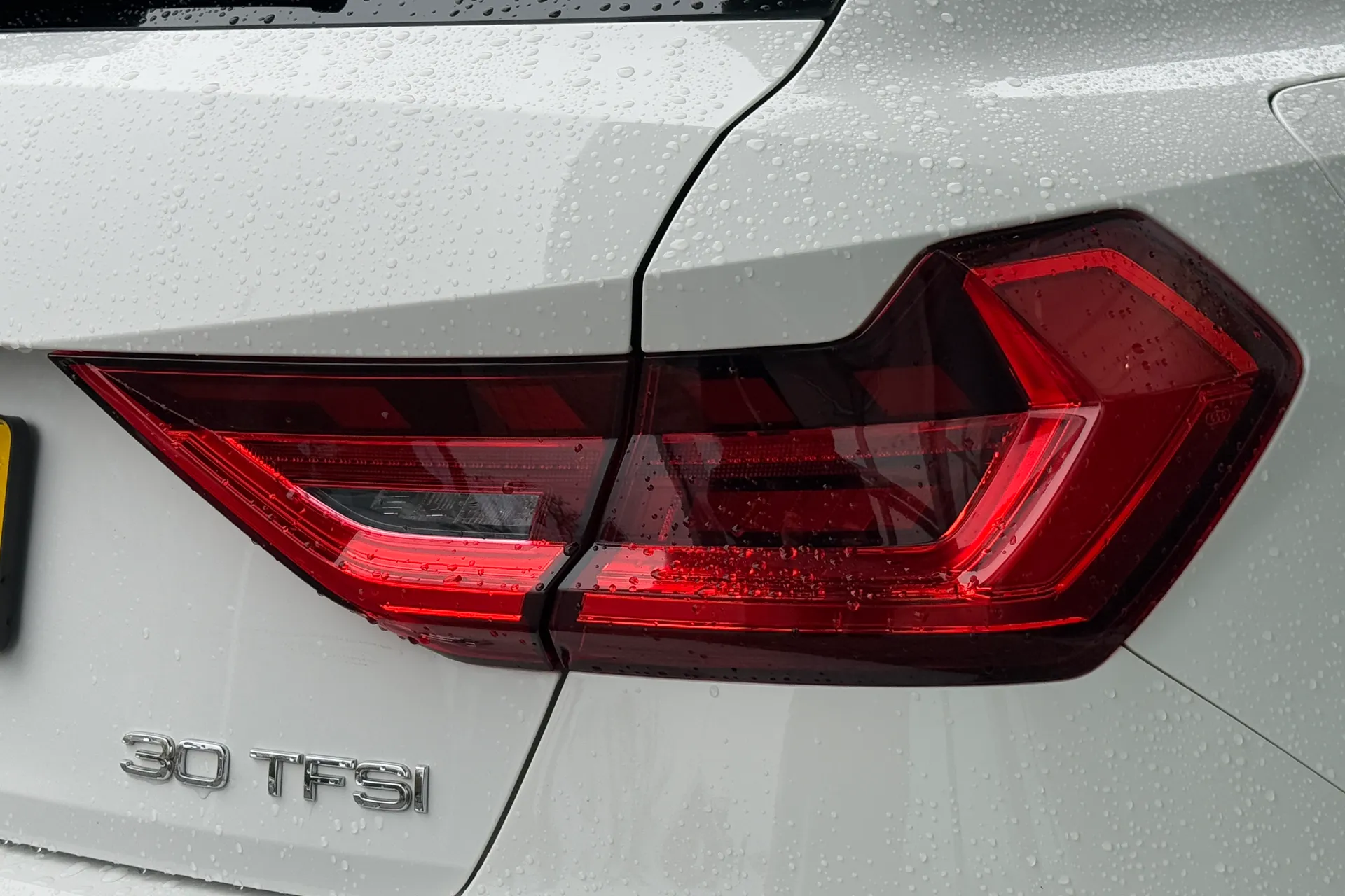 Audi A1 thumbnail image number 35