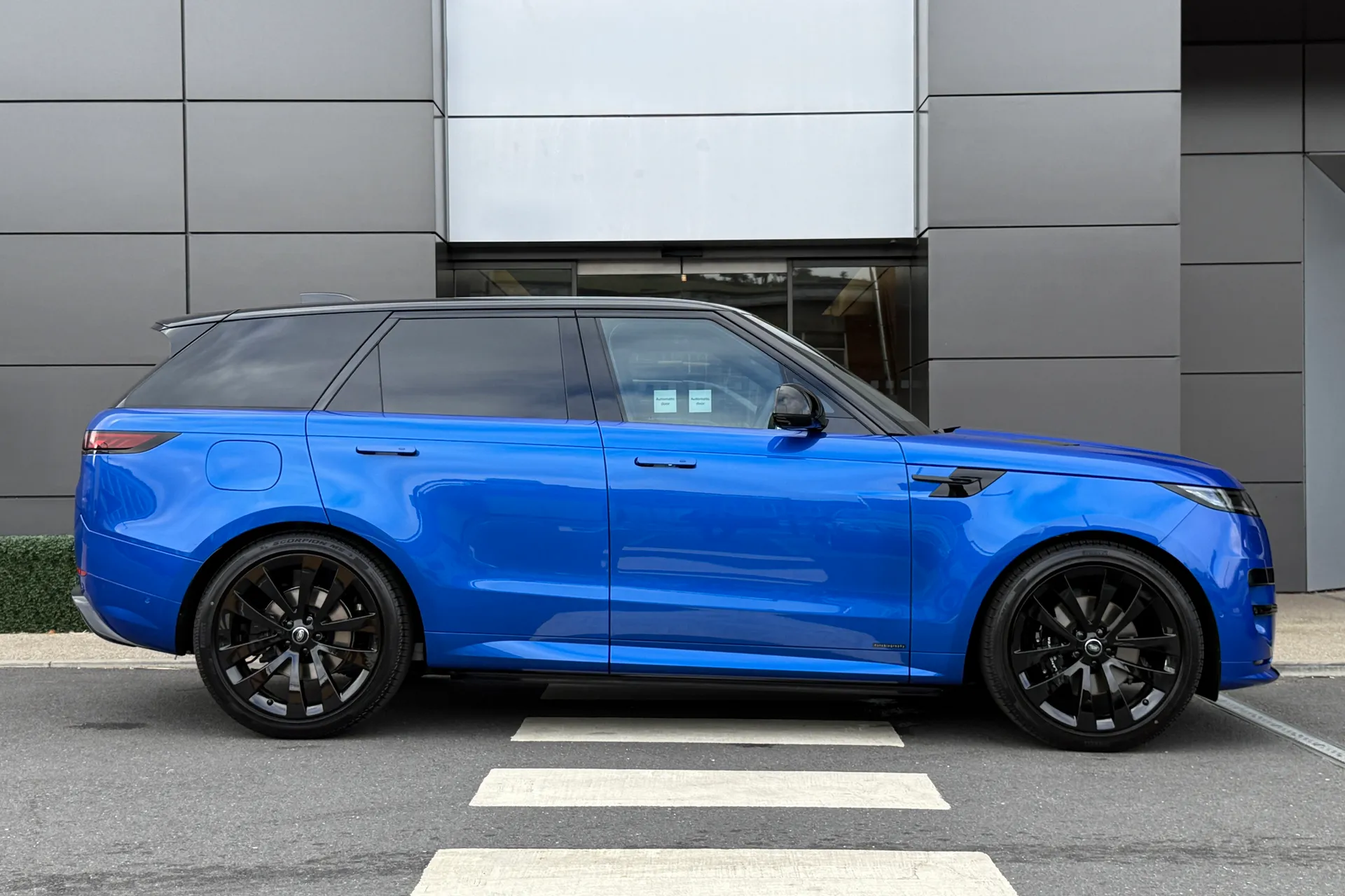 LAND ROVER RANGE ROVER SPORT thumbnail image number 2