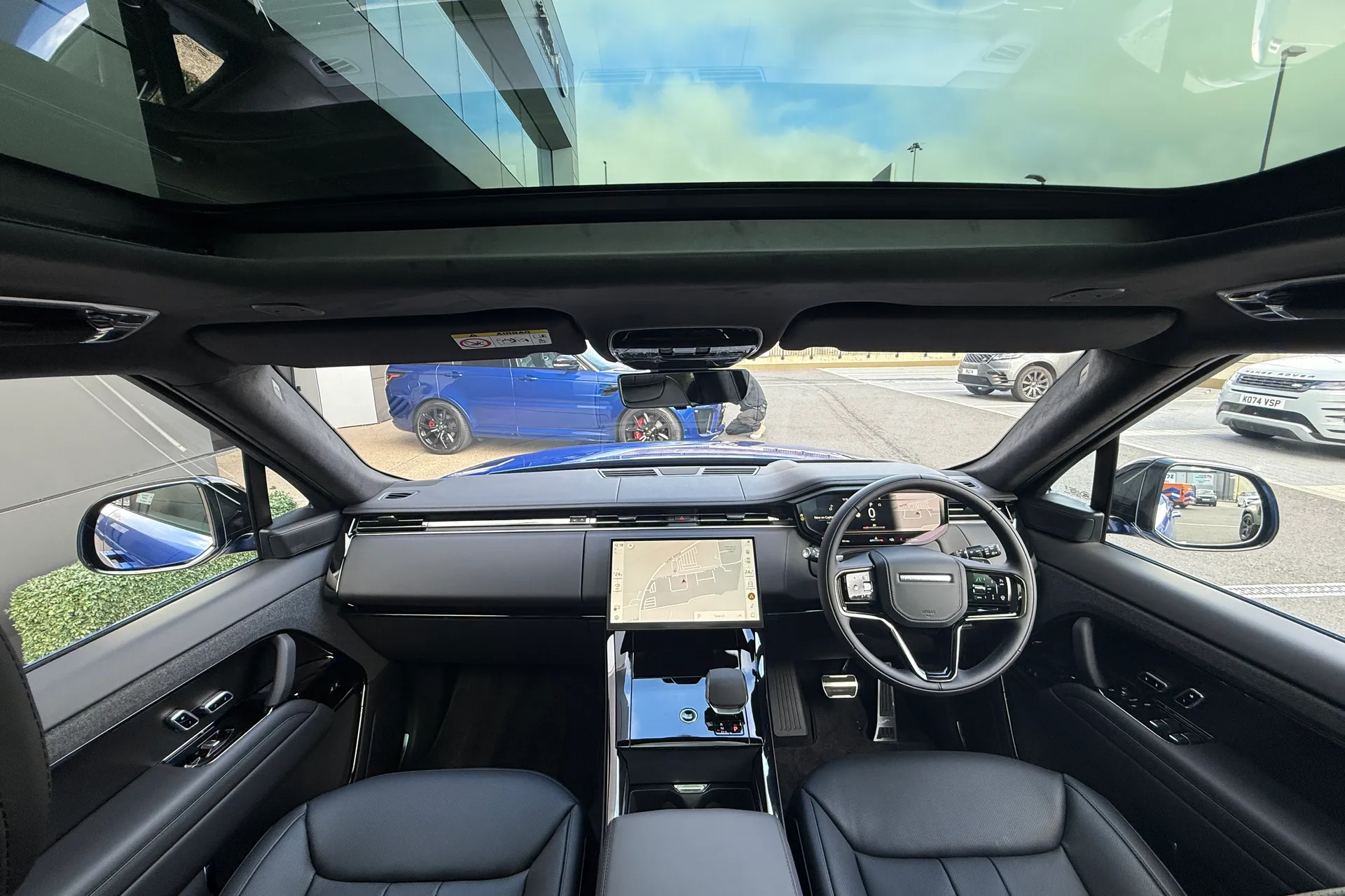 LAND ROVER RANGE ROVER SPORT thumbnail image number 3