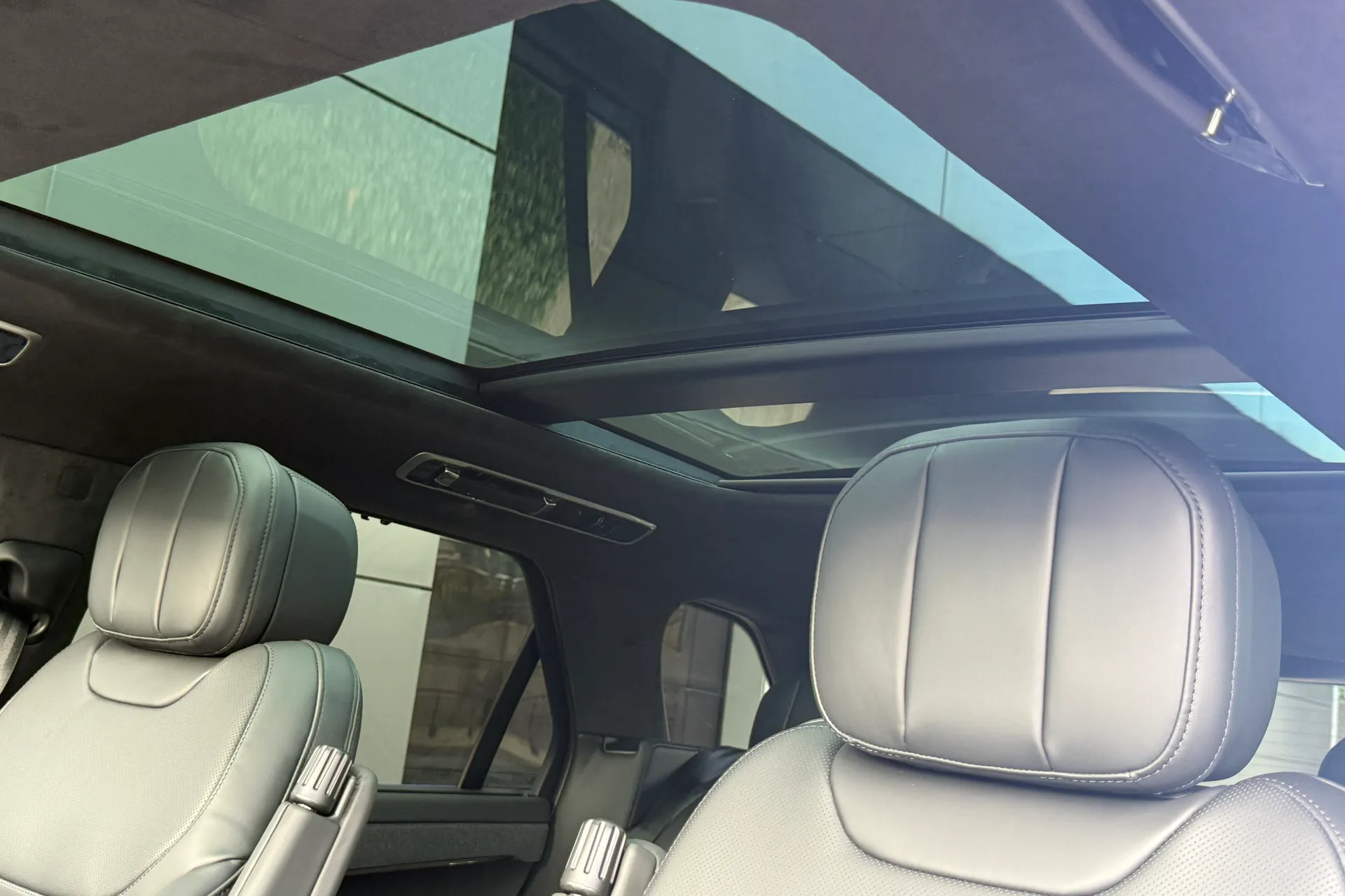 LAND ROVER RANGE ROVER SPORT thumbnail image number 63