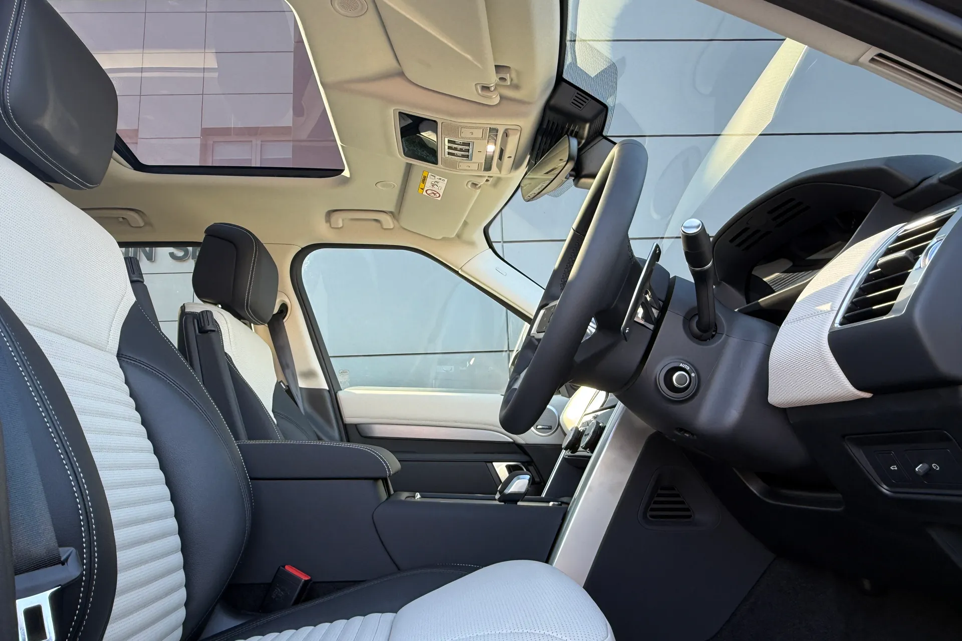 LAND ROVER DISCOVERY thumbnail image number 20