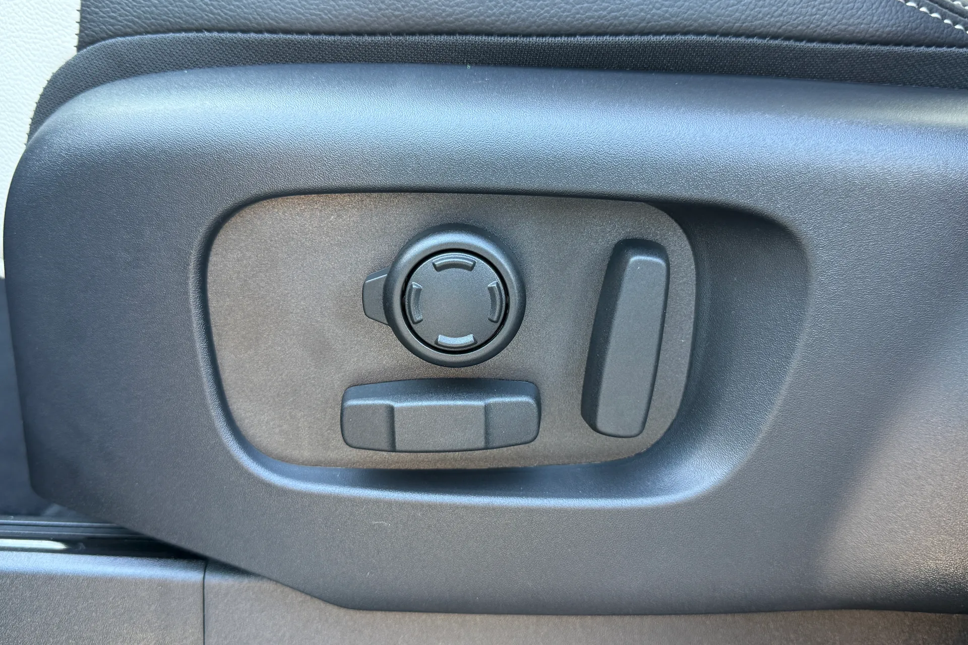 LAND ROVER DISCOVERY thumbnail image number 58