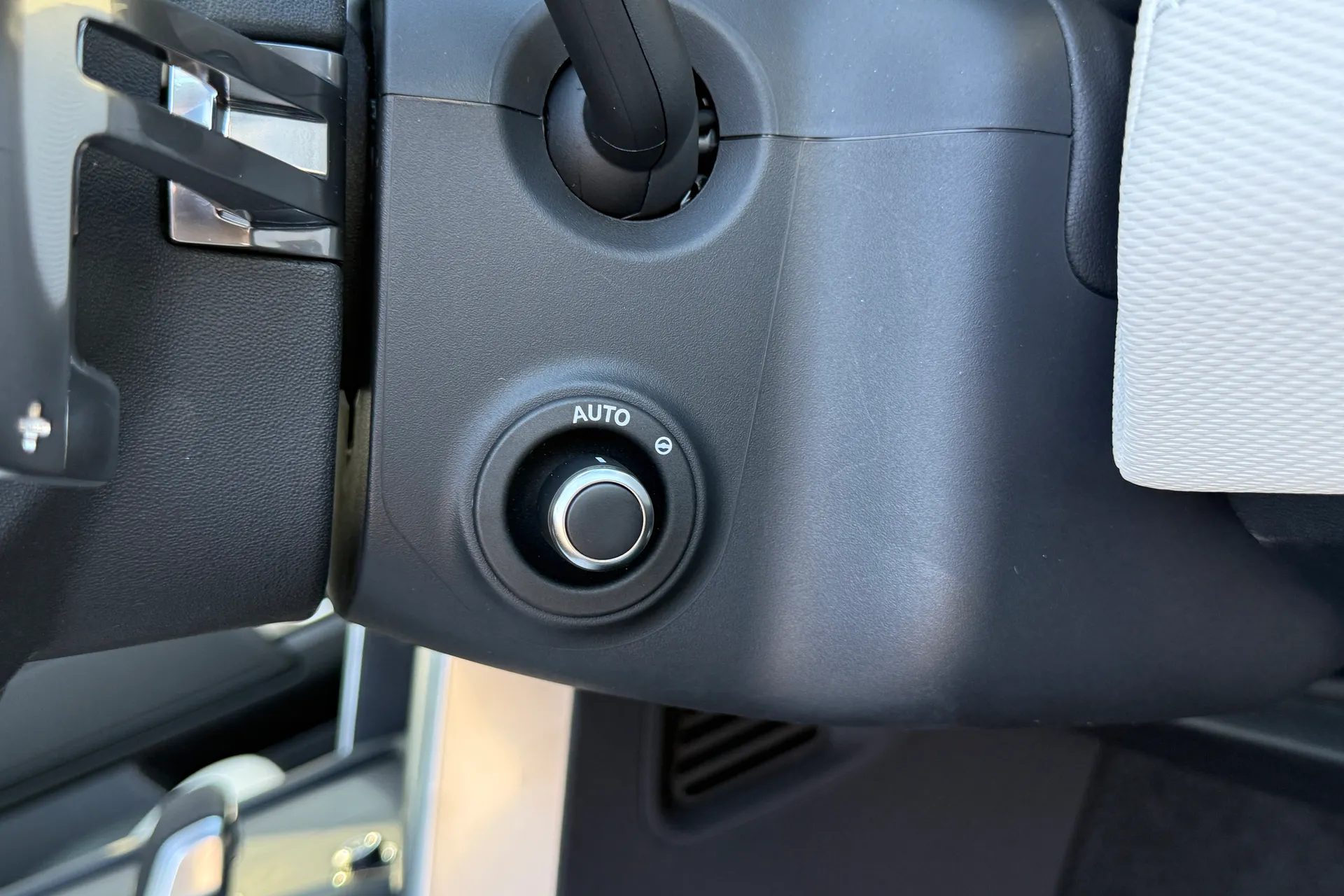 LAND ROVER DISCOVERY thumbnail image number 23