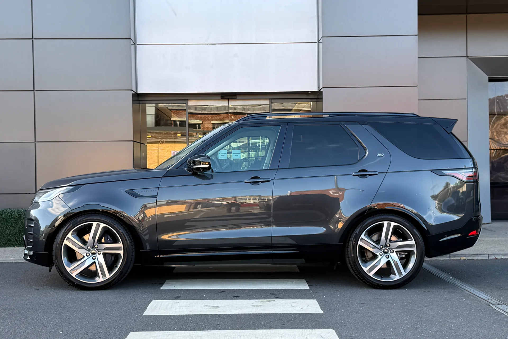 LAND ROVER DISCOVERY thumbnail image number 6