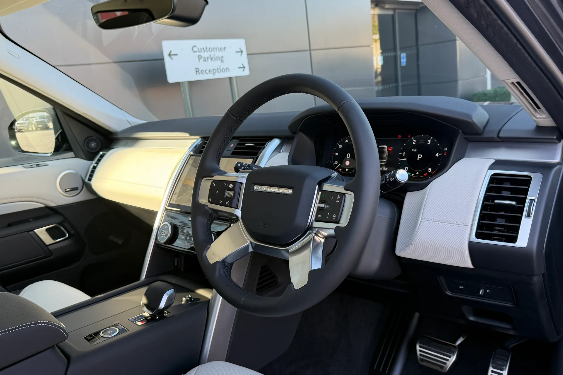 LAND ROVER DISCOVERY thumbnail image number 19