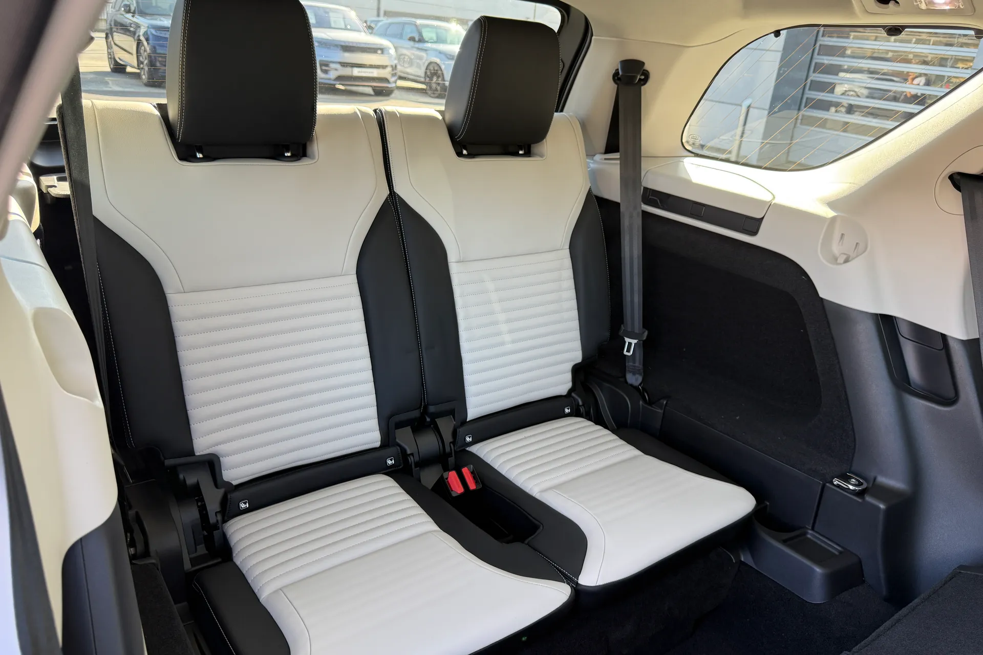 LAND ROVER DISCOVERY thumbnail image number 45