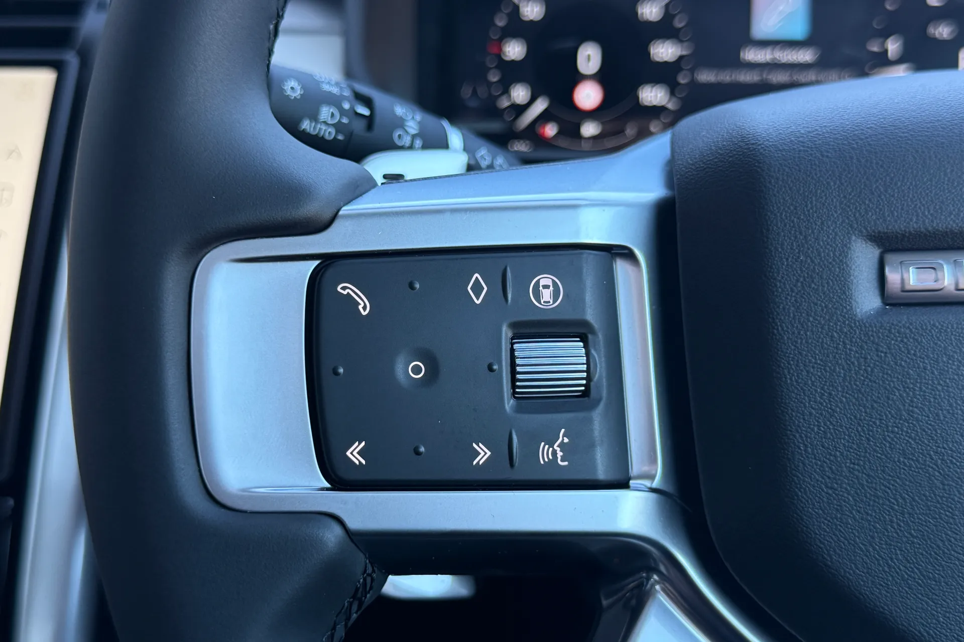 LAND ROVER DISCOVERY thumbnail image number 34