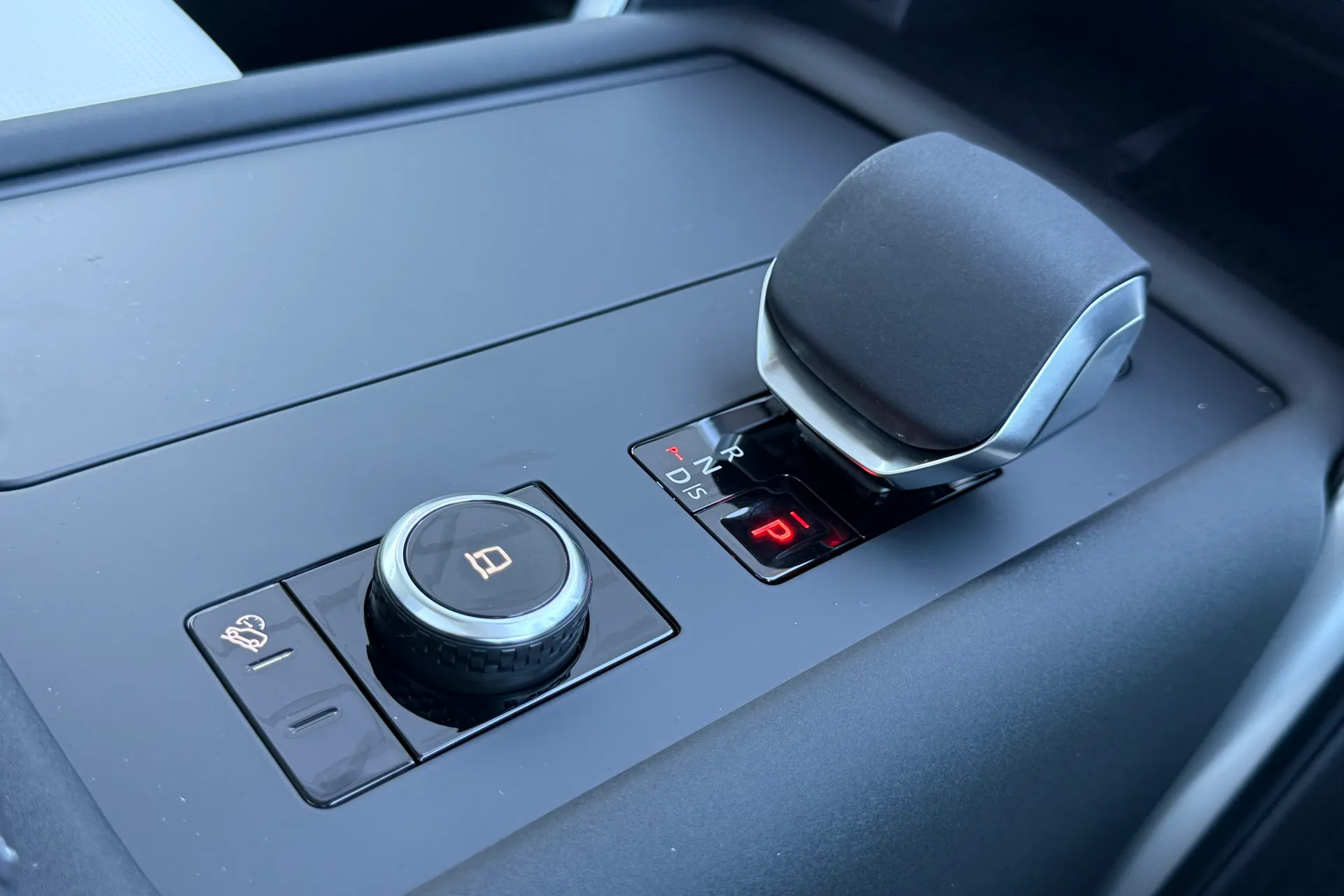 LAND ROVER DISCOVERY thumbnail image number 70