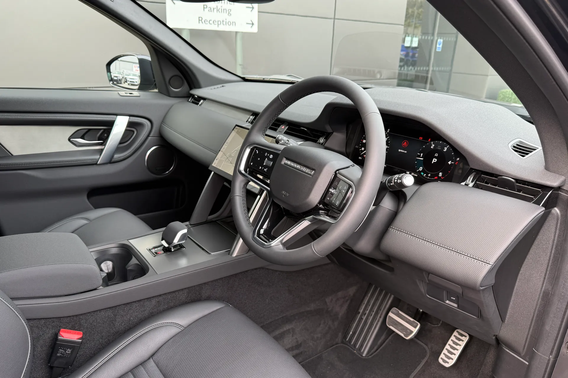 LAND ROVER DISCOVERY SPORT thumbnail image number 19