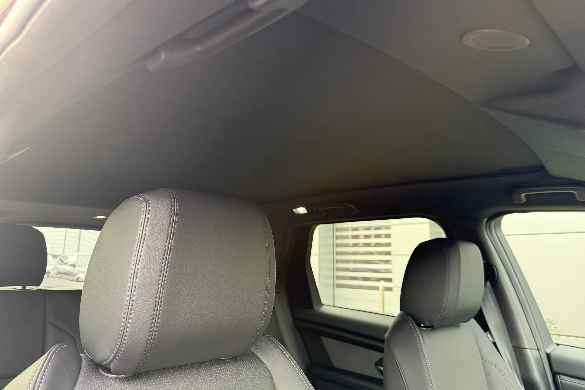 LAND ROVER DISCOVERY SPORT thumbnail image number 8