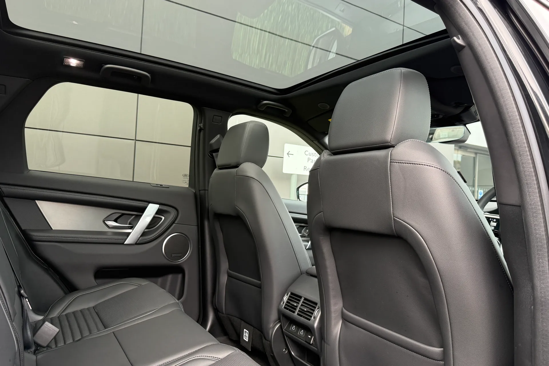 LAND ROVER DISCOVERY SPORT thumbnail image number 46