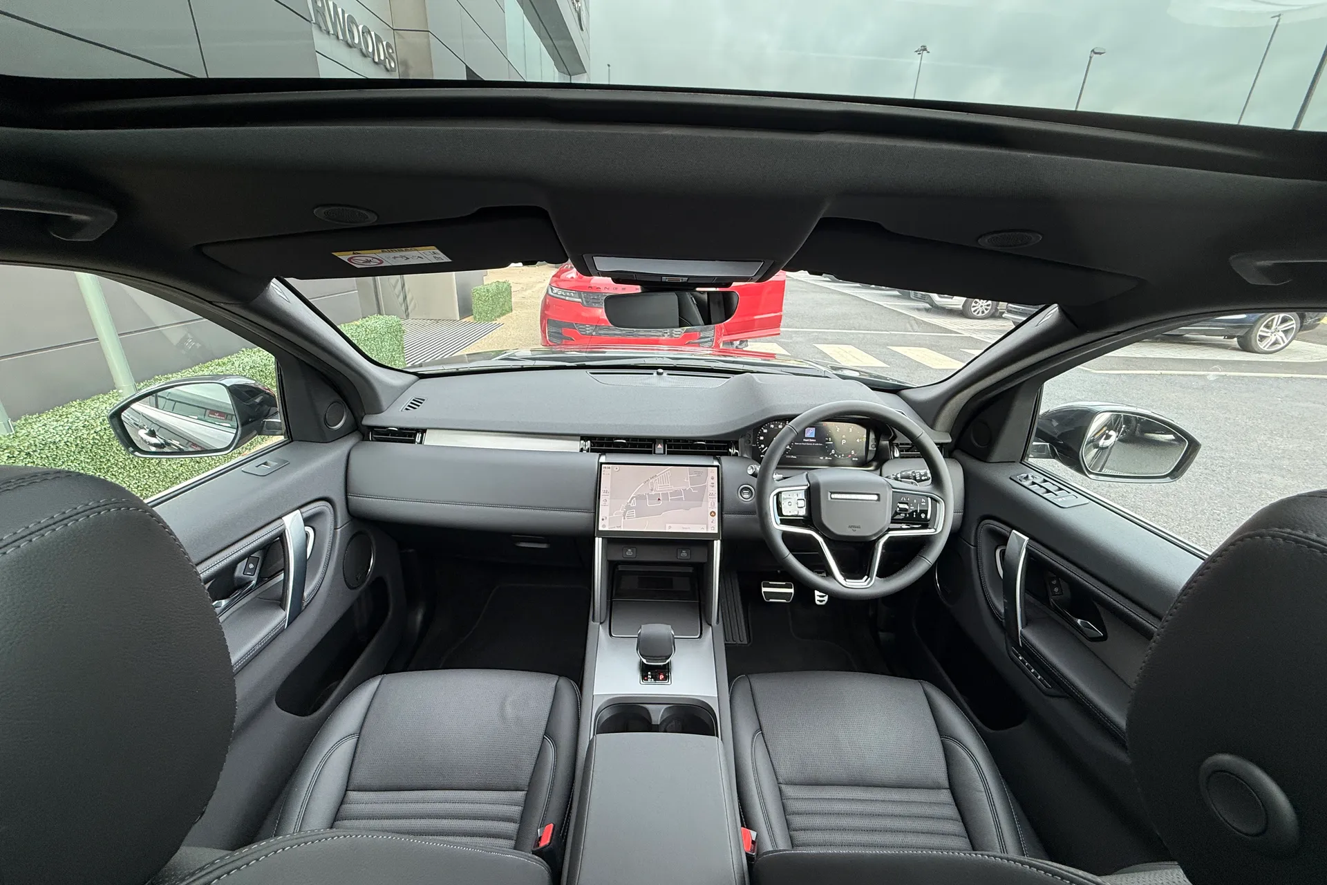 LAND ROVER DISCOVERY SPORT thumbnail image number 3