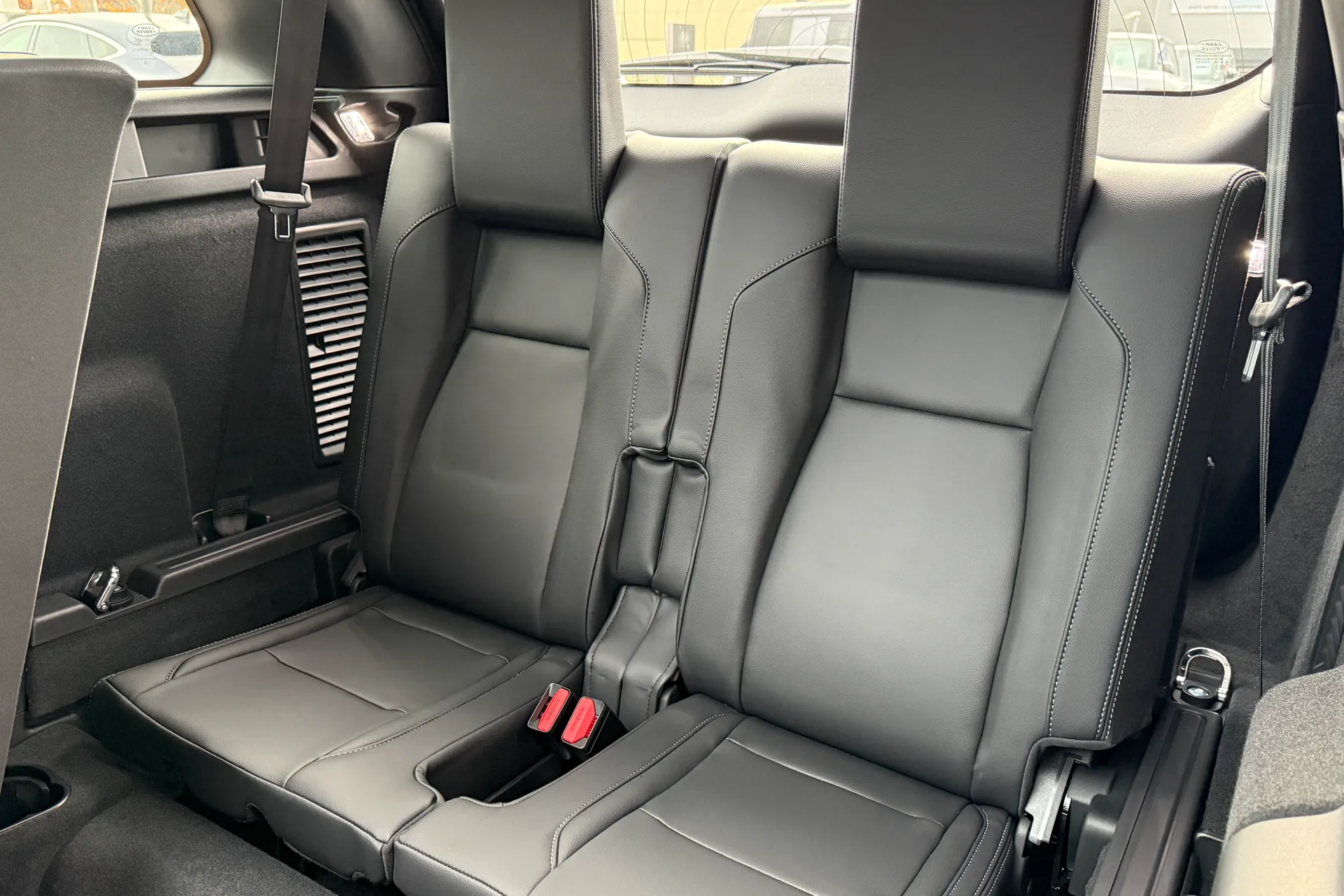 LAND ROVER DISCOVERY SPORT thumbnail image number 57