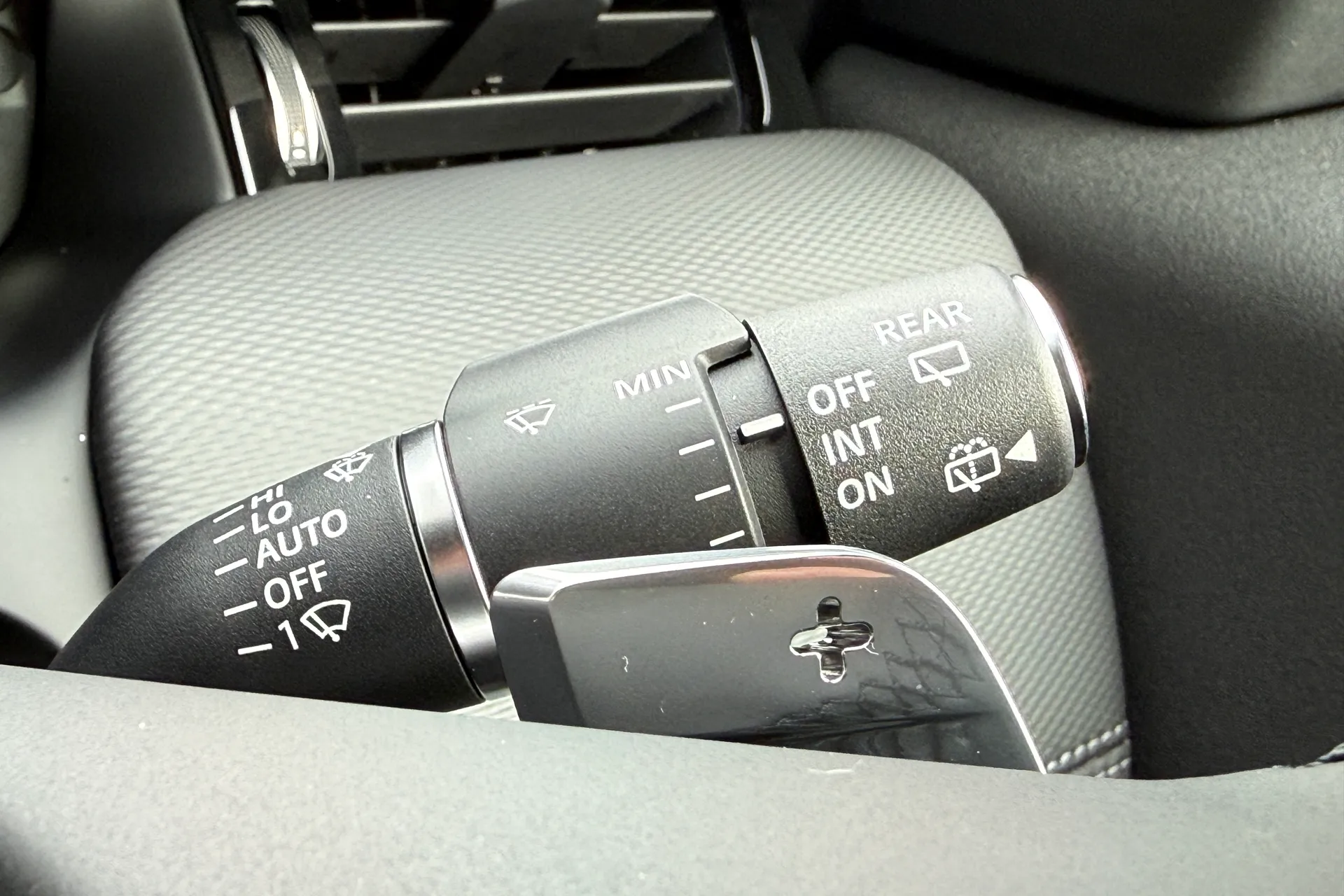 LAND ROVER DISCOVERY SPORT thumbnail image number 58