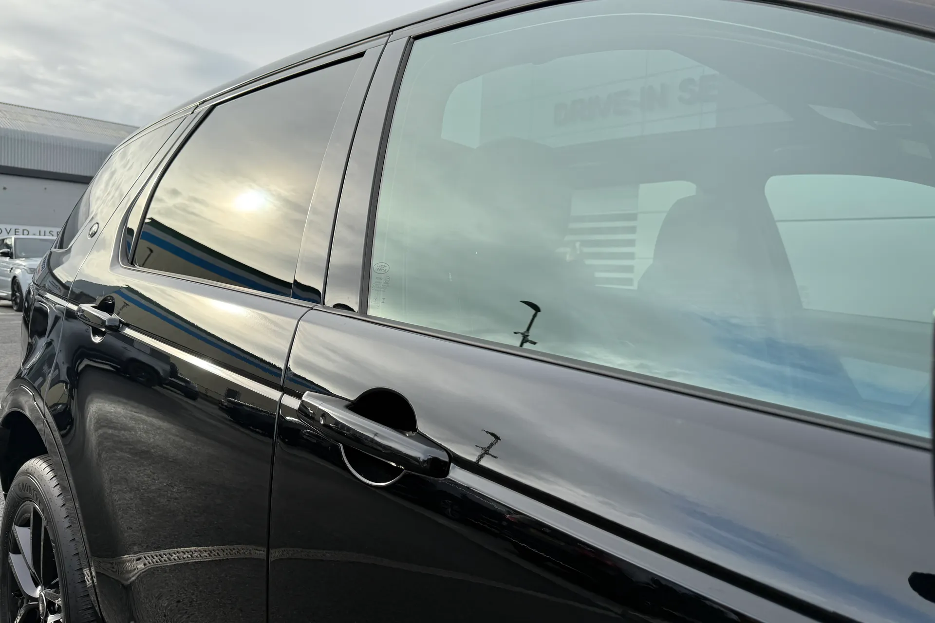 LAND ROVER DISCOVERY SPORT thumbnail image number 24