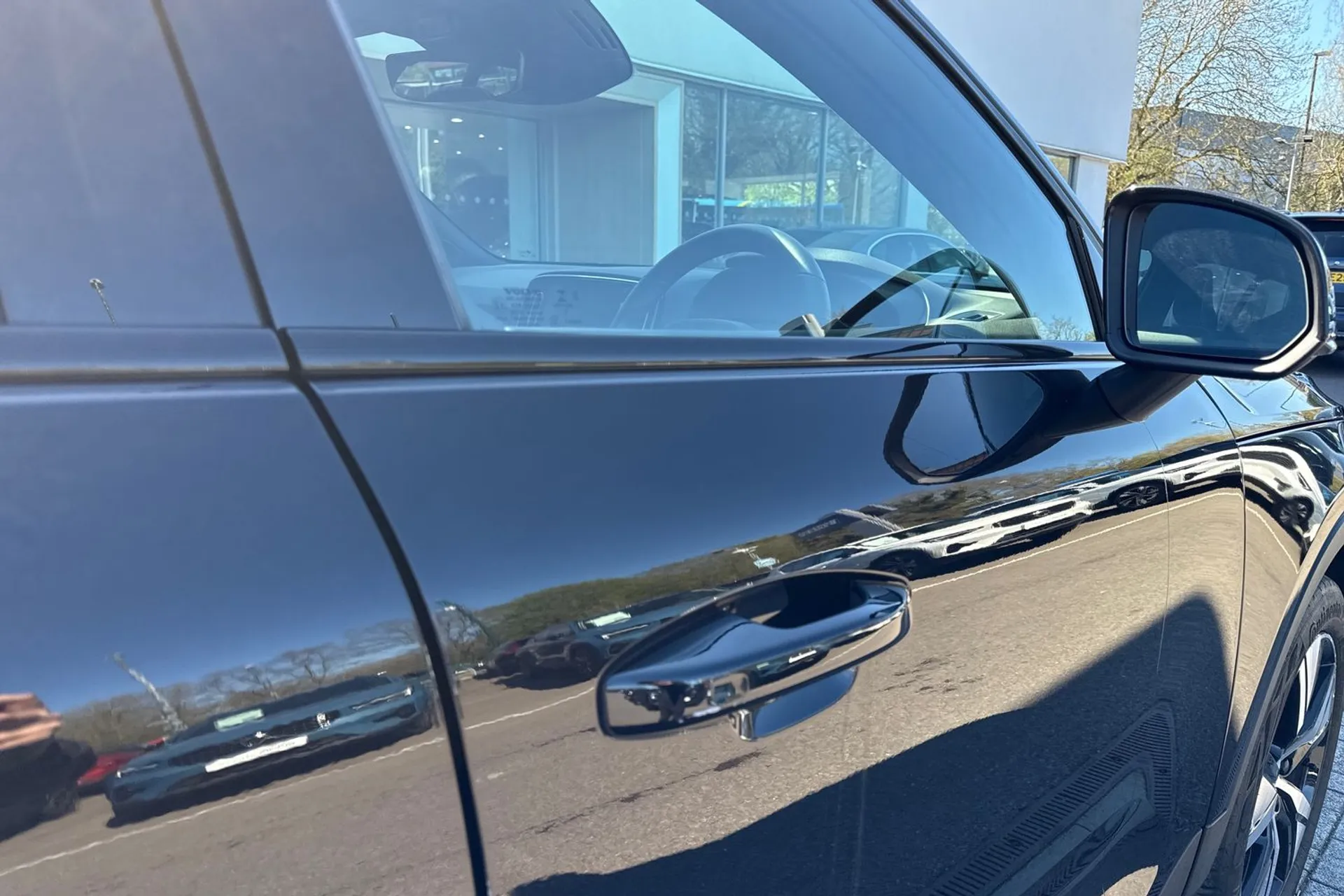 Volvo XC40 thumbnail image number 17