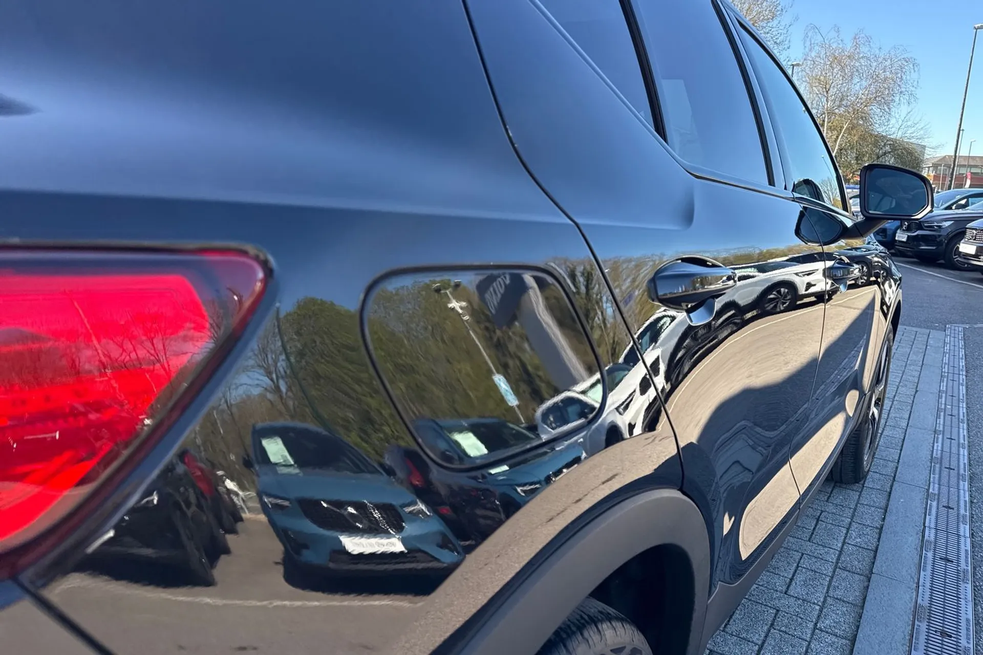 Volvo XC40 thumbnail image number 19