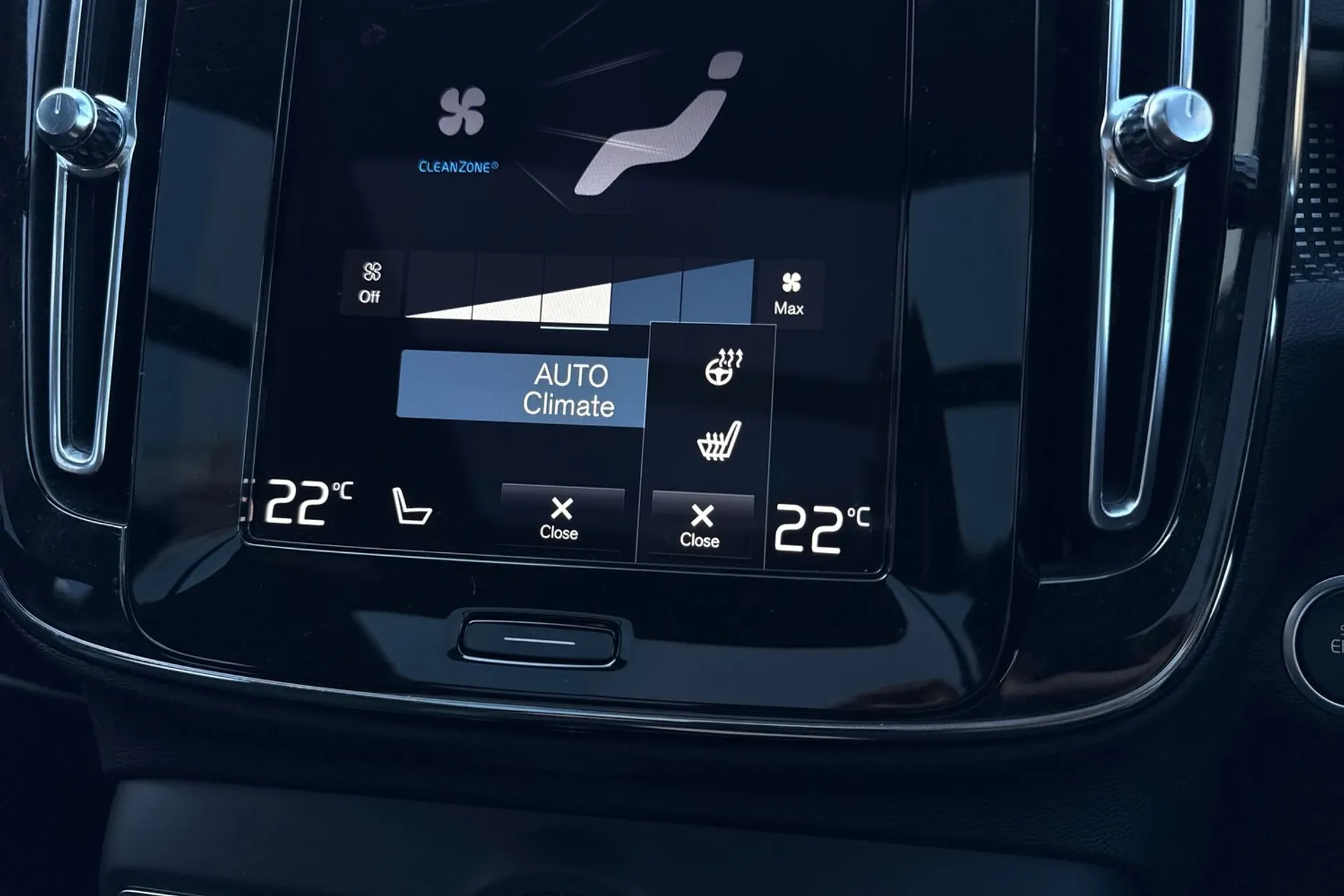 Volvo XC40 thumbnail image number 39