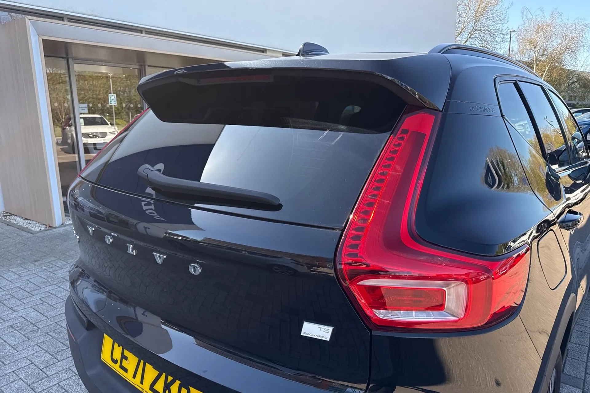 Volvo XC40 thumbnail image number 16