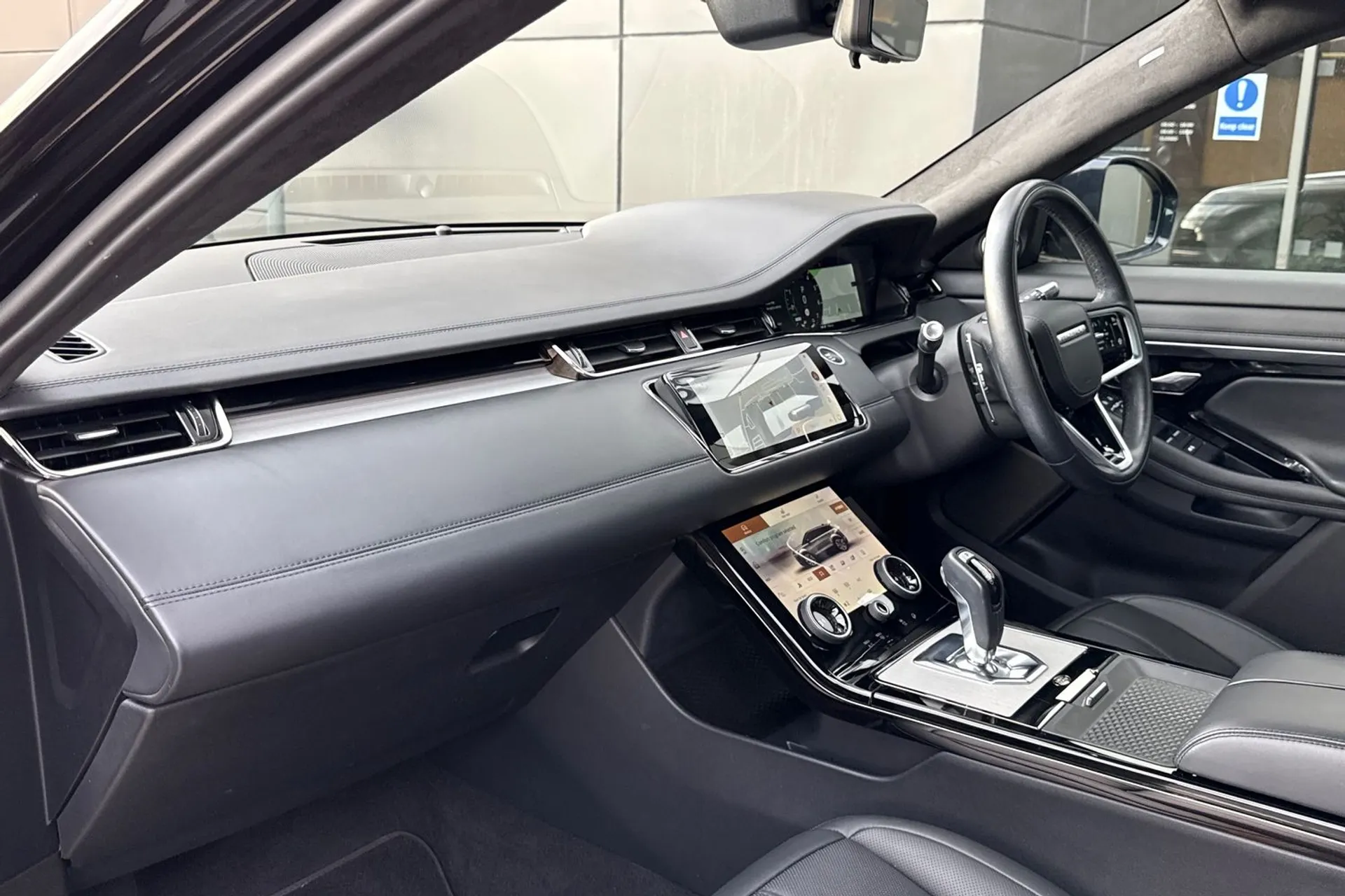 LAND ROVER RANGE ROVER EVOQUE thumbnail image number 54