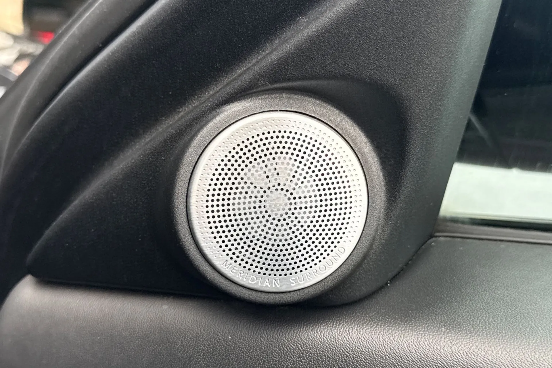 LAND ROVER RANGE ROVER EVOQUE thumbnail image number 30