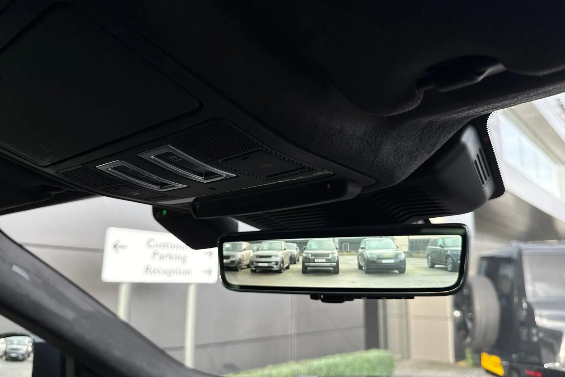 LAND ROVER RANGE ROVER EVOQUE thumbnail image number 22