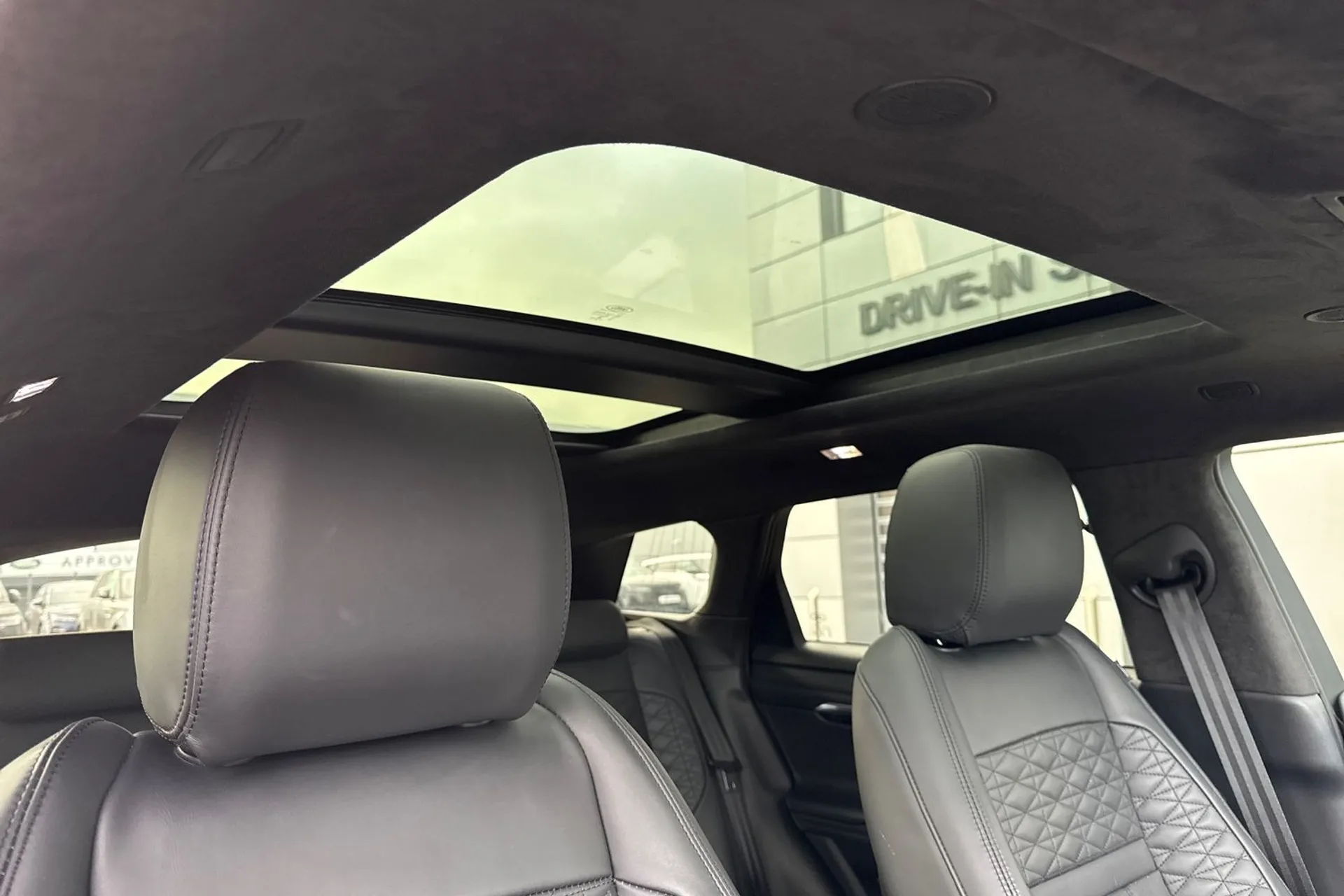 LAND ROVER RANGE ROVER EVOQUE thumbnail image number 13