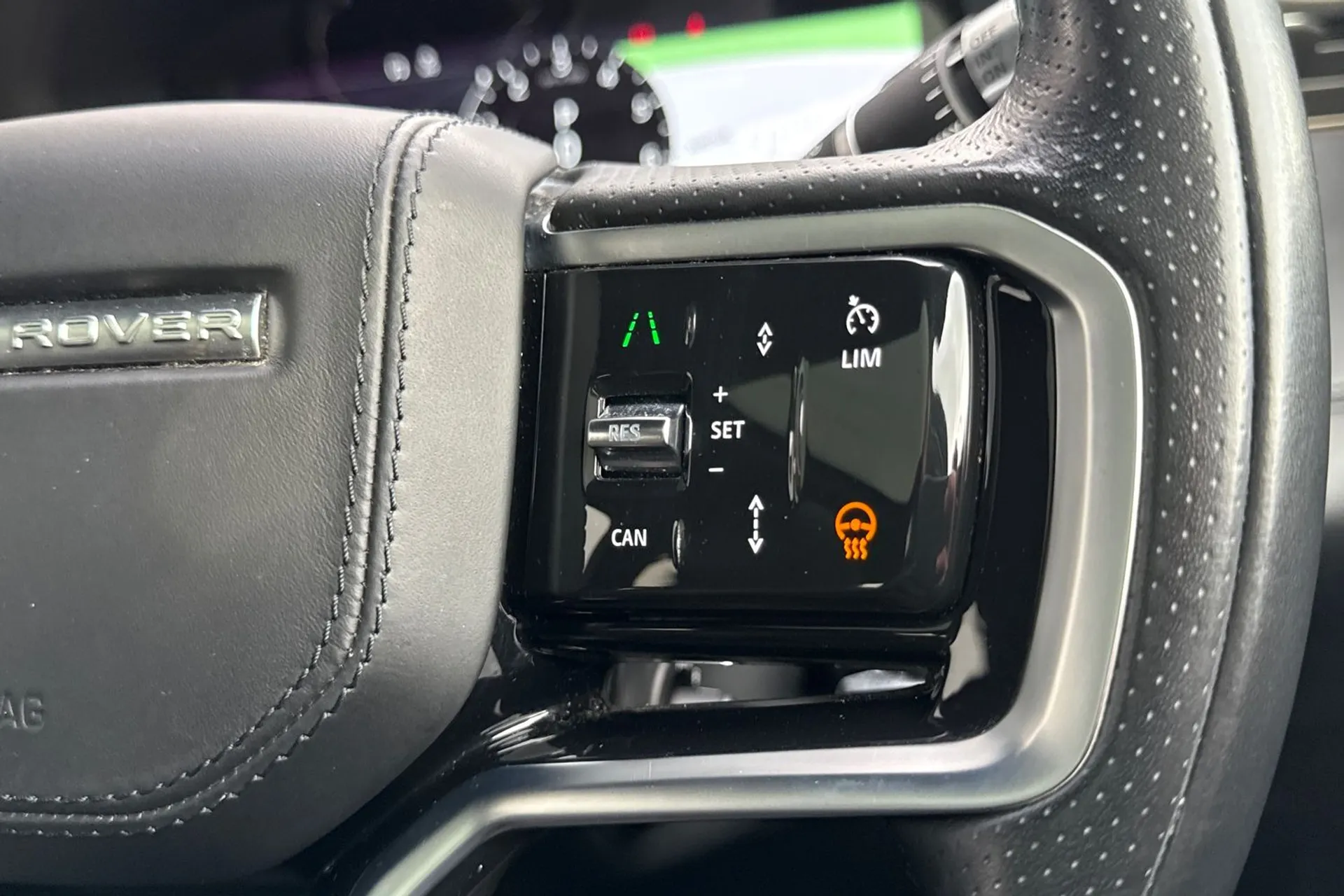 LAND ROVER RANGE ROVER EVOQUE thumbnail image number 40