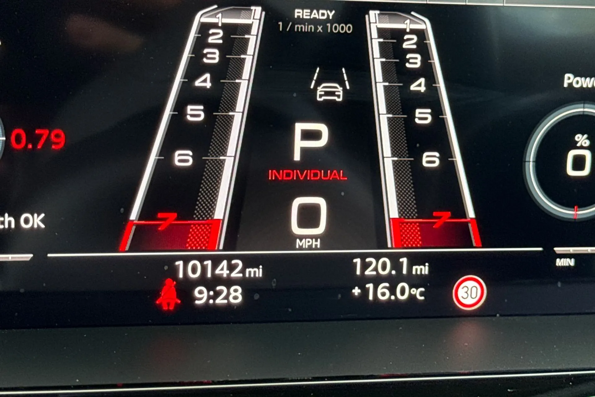 Audi RS3 thumbnail image number 41