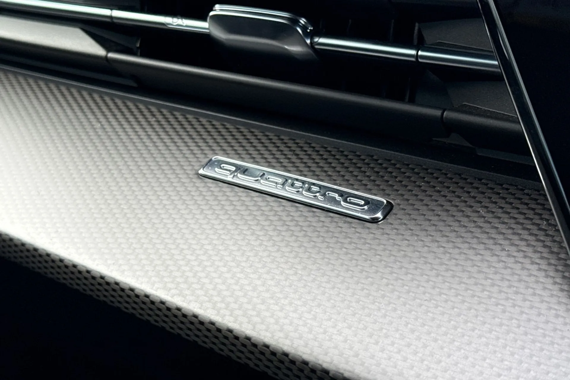 Audi RS3 thumbnail image number 33