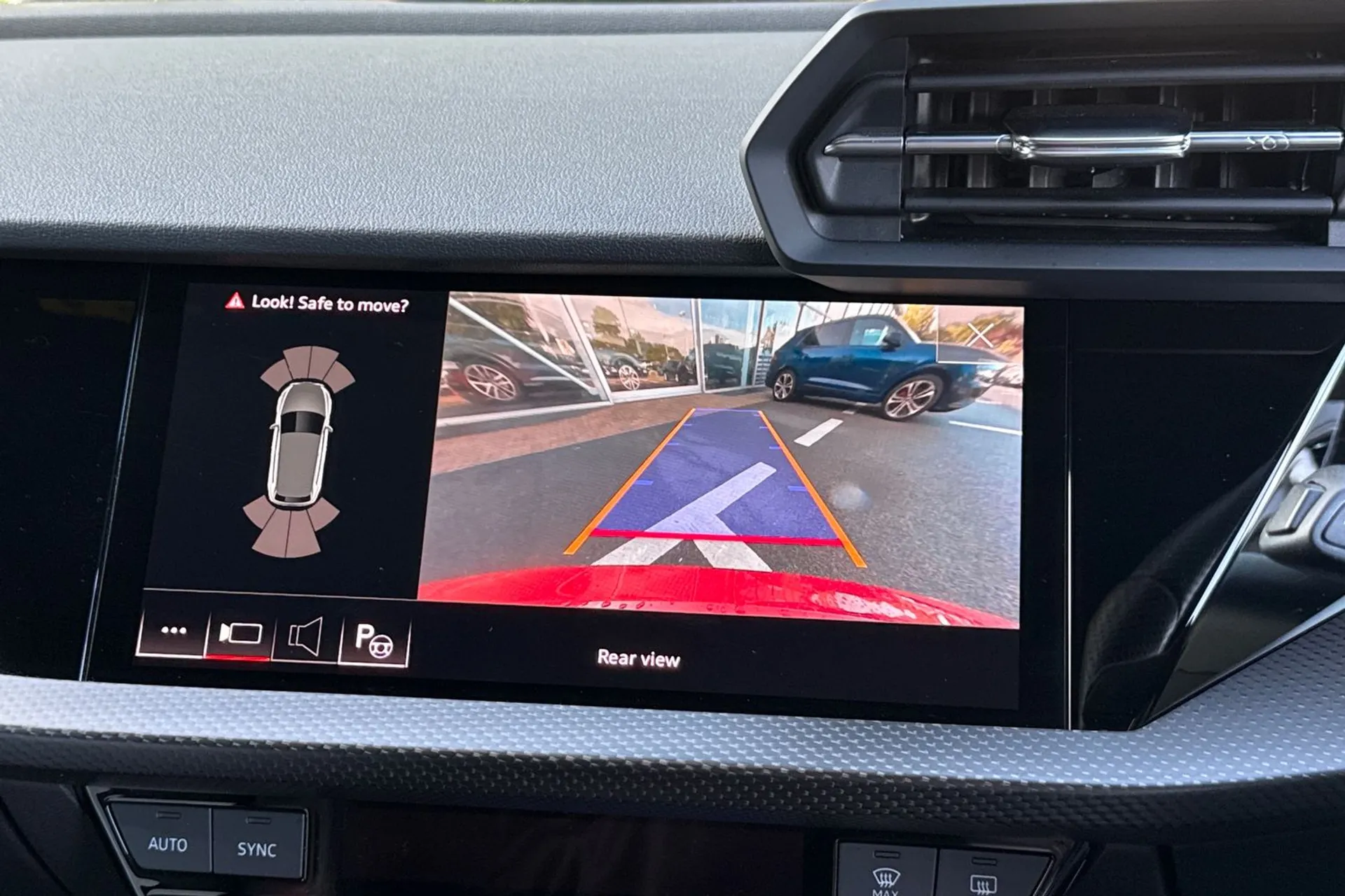 Audi RS3 thumbnail image number 5