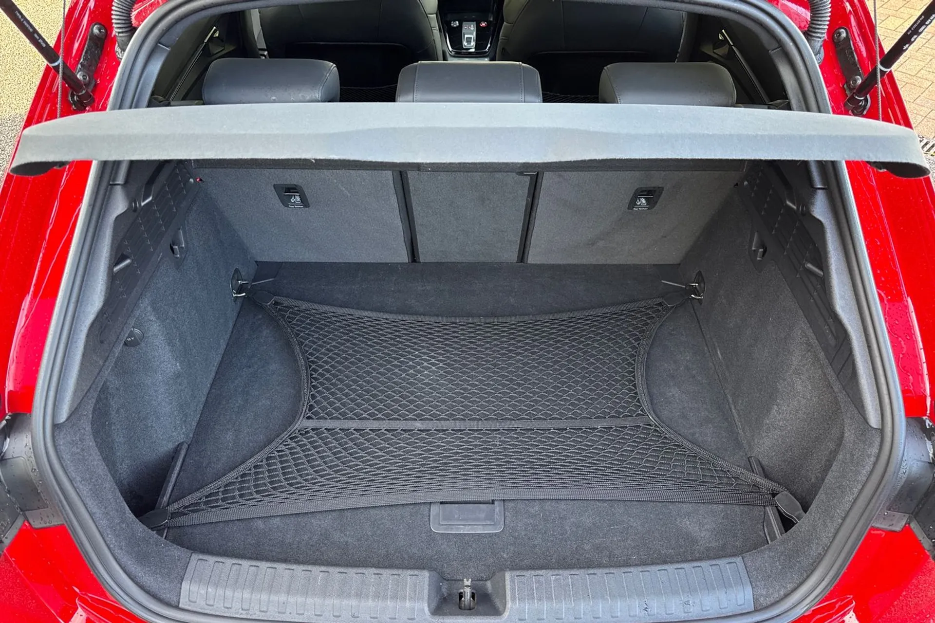 Audi RS3 thumbnail image number 26