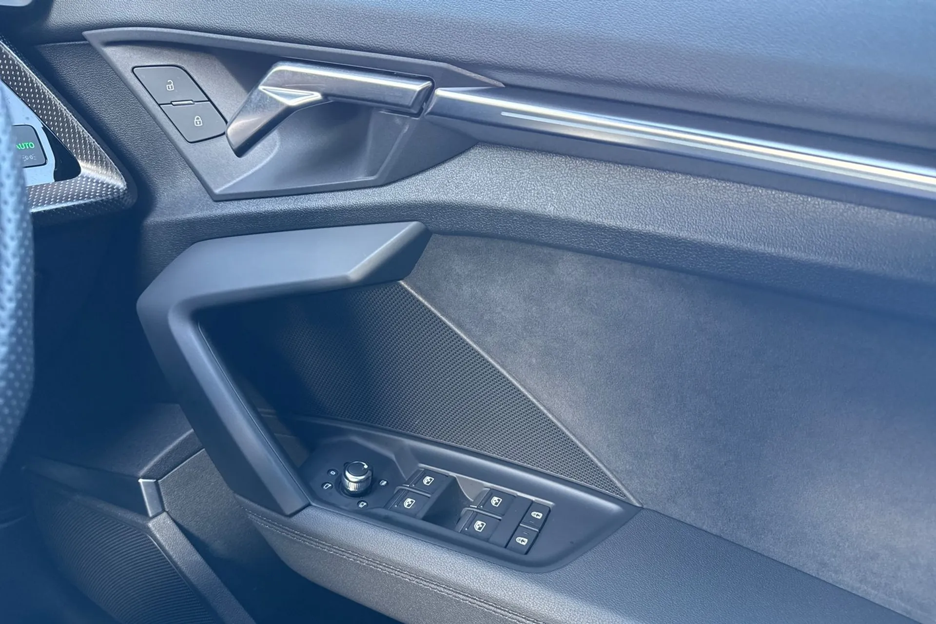 Audi RS3 thumbnail image number 29