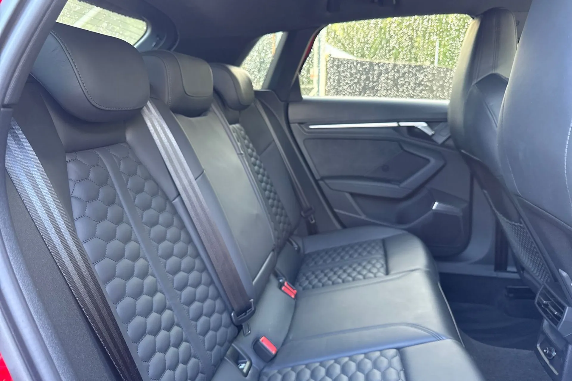 Audi RS3 thumbnail image number 10