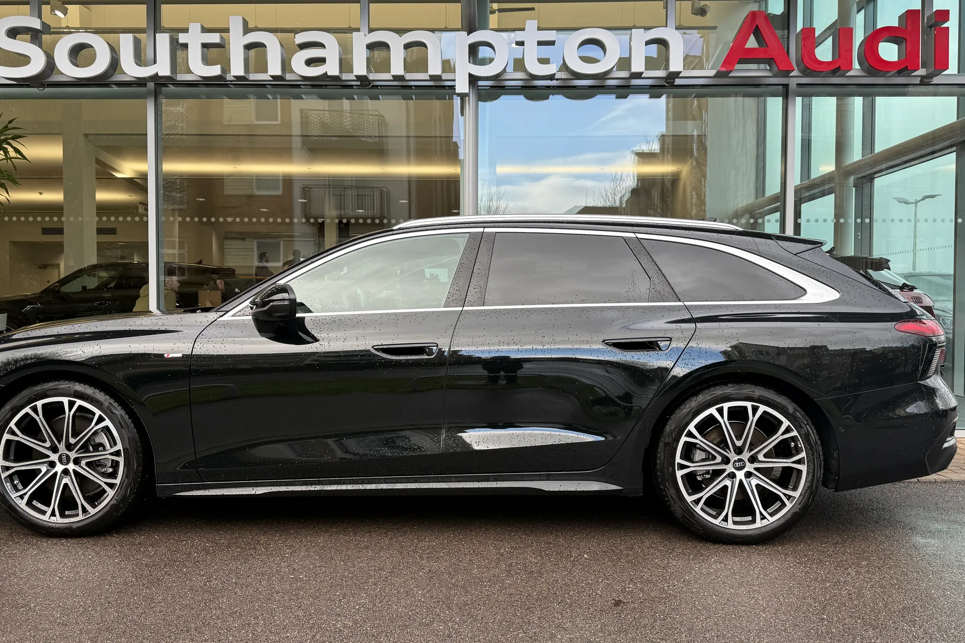 Audi A6 thumbnail image number 38