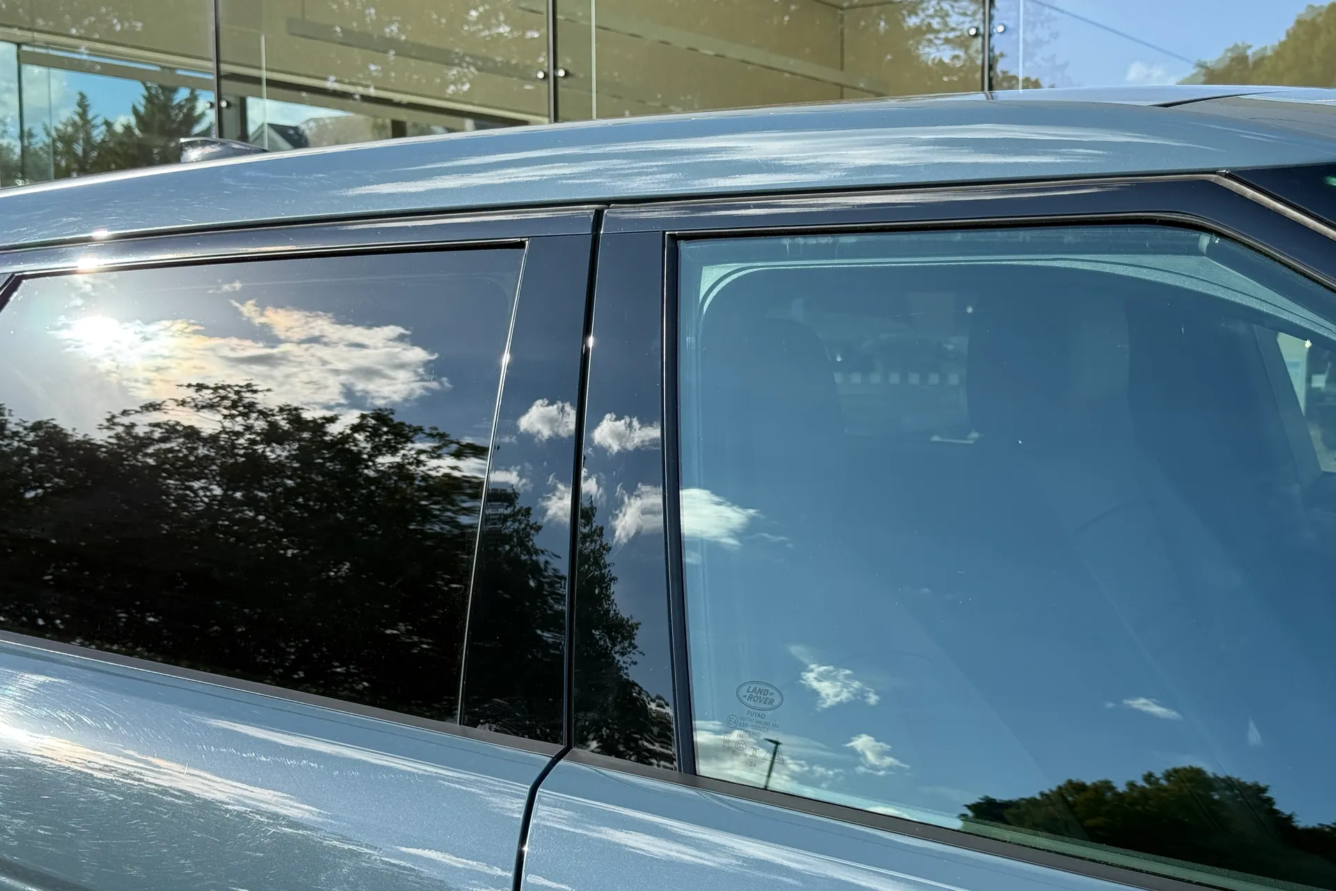 LAND ROVER RANGE ROVER EVOQUE thumbnail image number 32