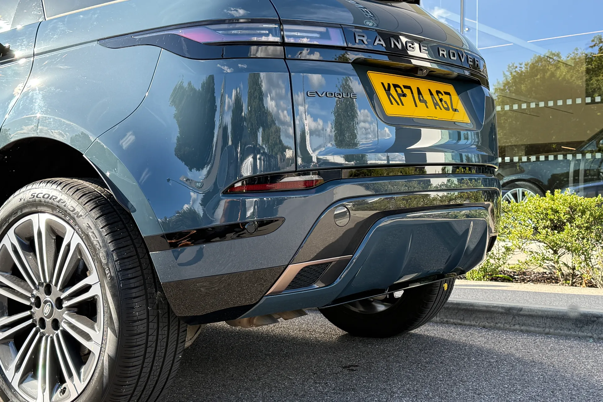 LAND ROVER RANGE ROVER EVOQUE thumbnail image number 35