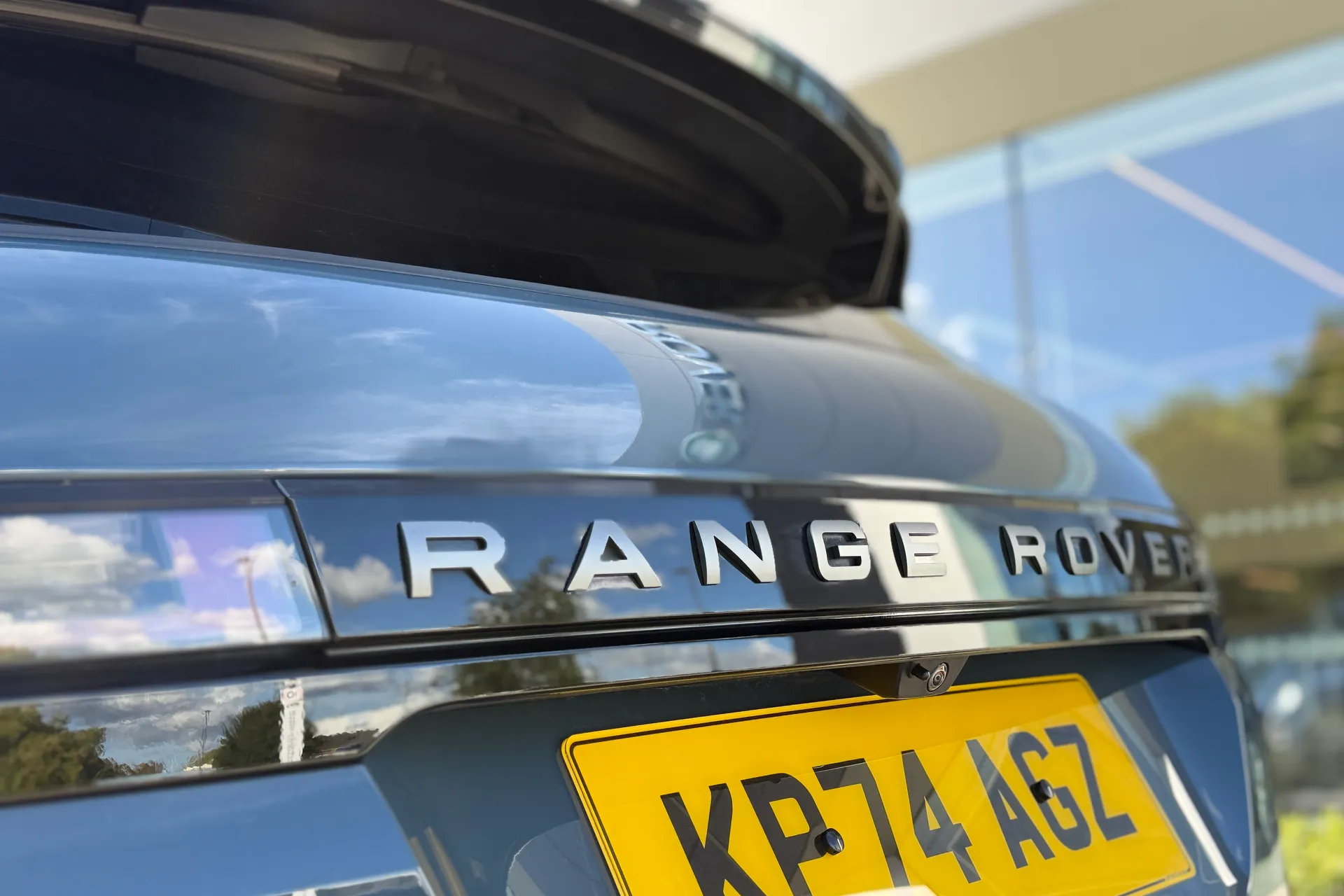 LAND ROVER RANGE ROVER EVOQUE thumbnail image number 17